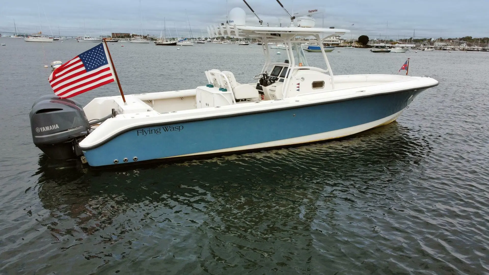 2006 Edgewater 318 center console