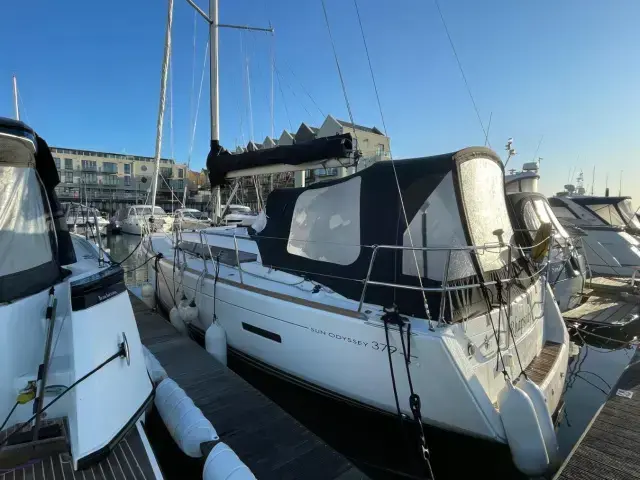 Jeanneau Sun Odyssey 379