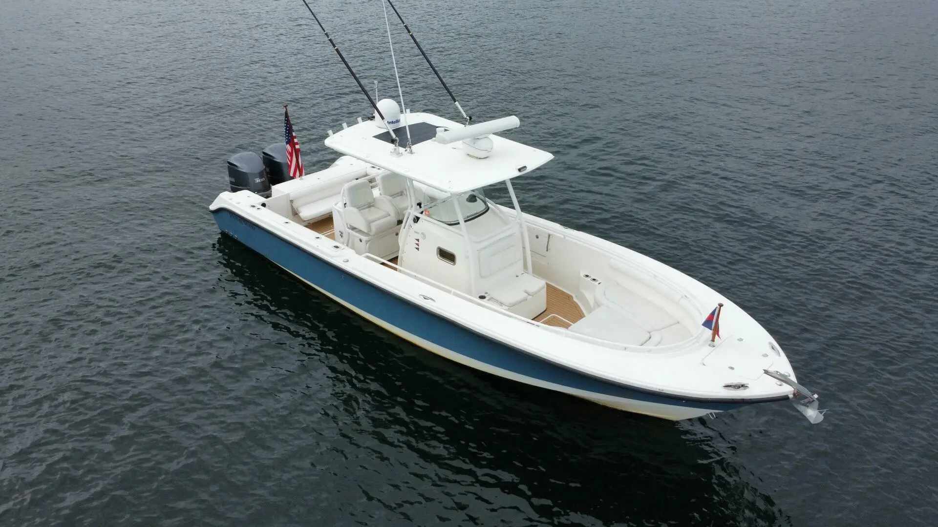 2006 Edgewater 318 center console