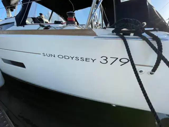 Jeanneau Sun Odyssey 379