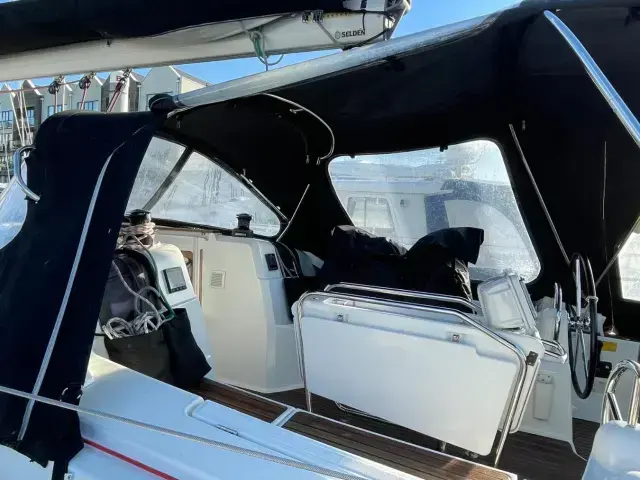 Jeanneau Sun Odyssey 379