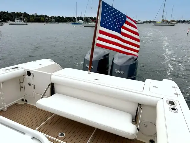 Edgewater boats 318 Center Console