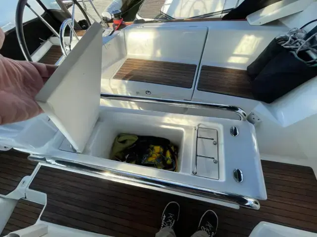 Jeanneau Sun Odyssey 379