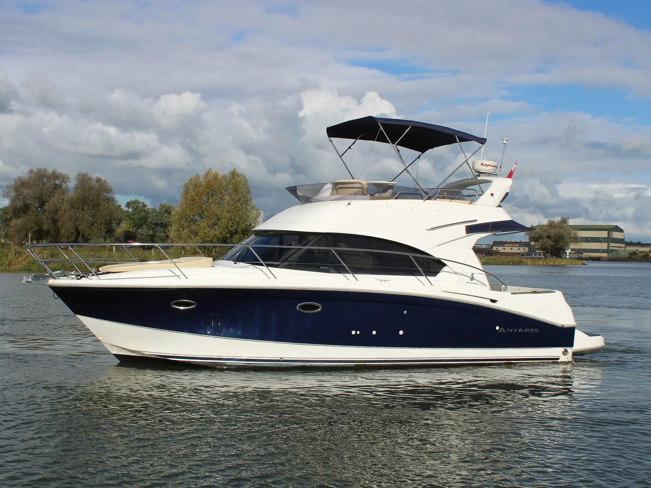 2009 Beneteau antares 36