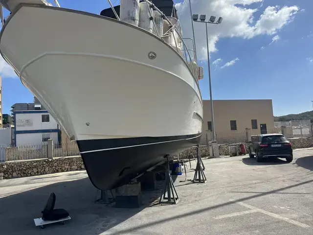 Clipper Motor Yachts 40 Heritage