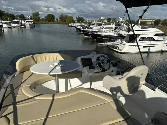 Beneteau Antares 36