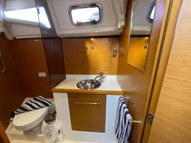 Jeanneau Sun Odyssey 379