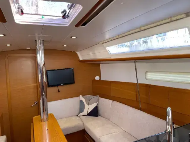 Jeanneau Sun Odyssey 379