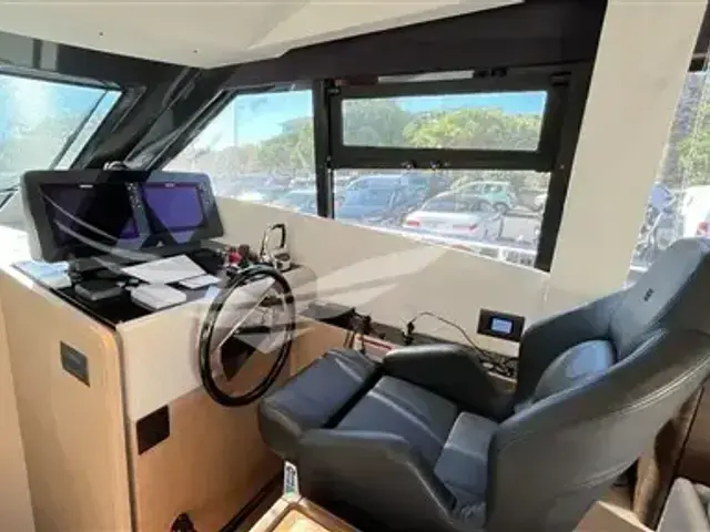 Ferretti Yachts 500