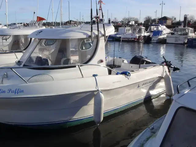 Quicksilver 640 Pilothouse