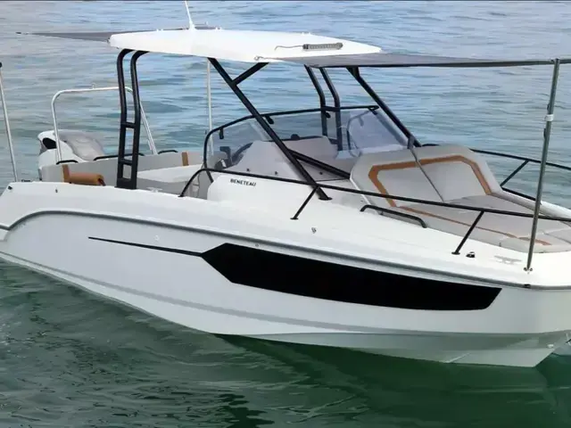 Beneteau Flyer 8 Sundeck