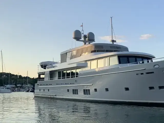 Van Der Valk 37m Explorer