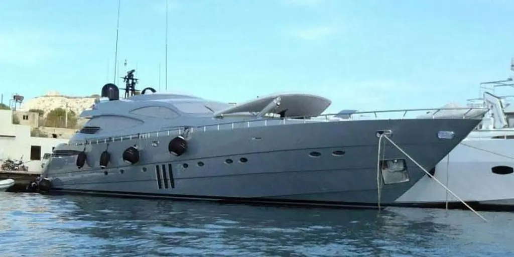 2010 Pershing 115