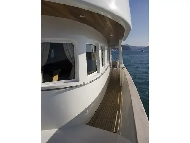 Terranova Yachts T85