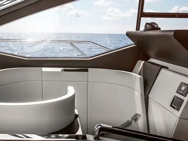 Azimut S7