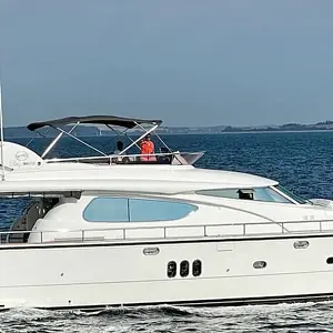 2009 Elegance Yachts 64 Garage