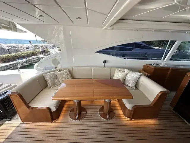 Mangusta 72