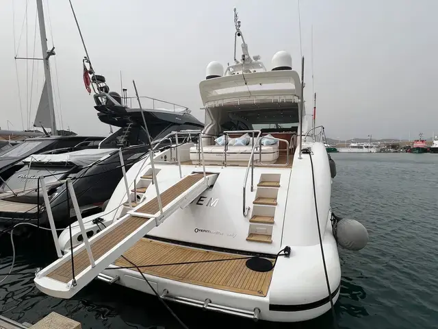 Mangusta 72