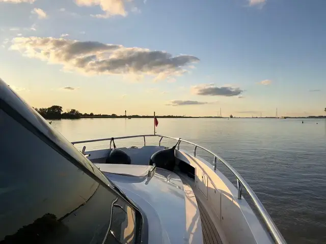 Elegance 60 Open