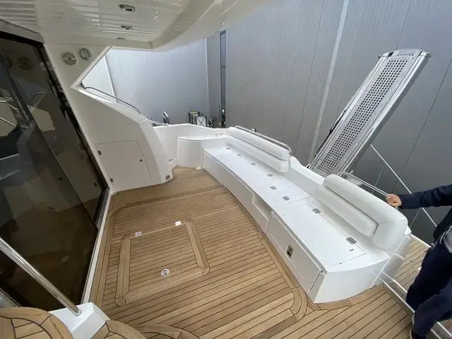 Sunseeker Predator 50