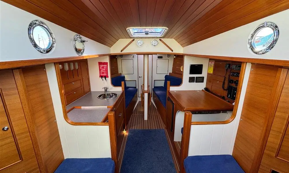 2014 Lagoon pilot cutter 30