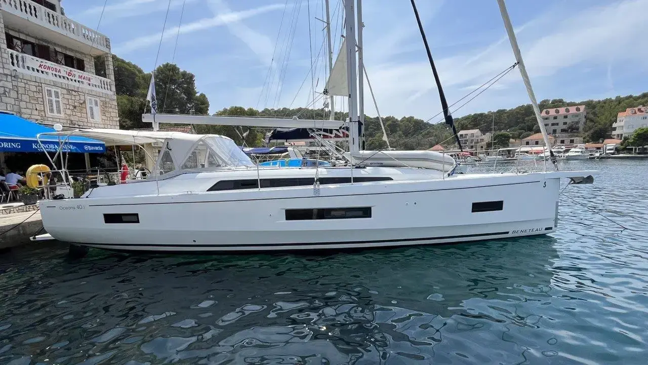 2022 Beneteau oceanis 40.1