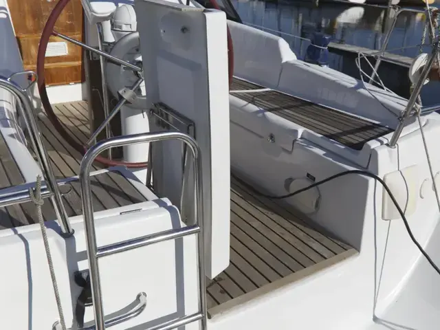 Beneteau Oceanis Clipper 343