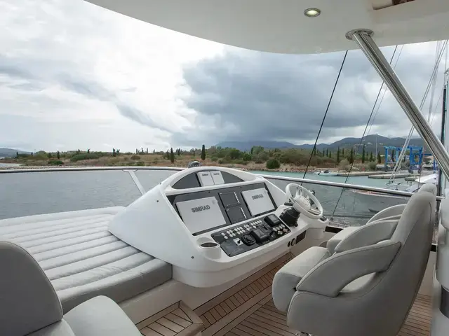 Sunseeker Yacht 75