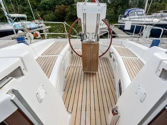 Beneteau Oceanis Clipper 343