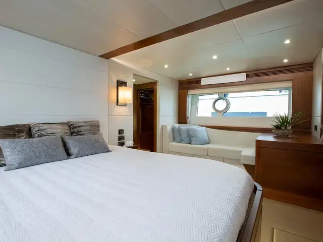 Sunseeker Yacht 75