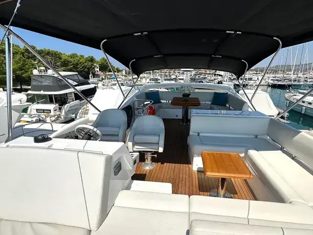 Sunseeker Manhattan 52