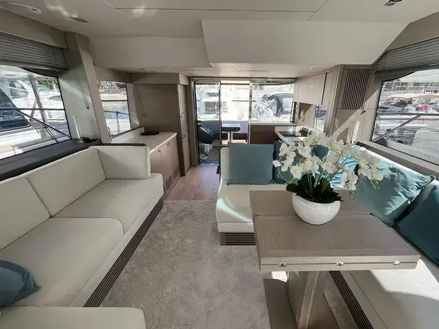 Sunseeker Manhattan 52