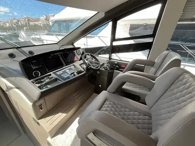 Sunseeker Manhattan 52