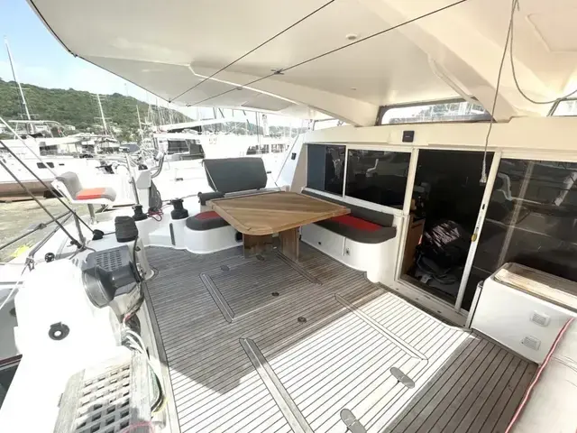 Catana 50