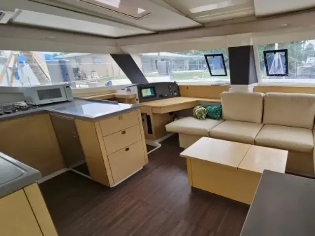 Fountaine Pajot Helia Evolution 44