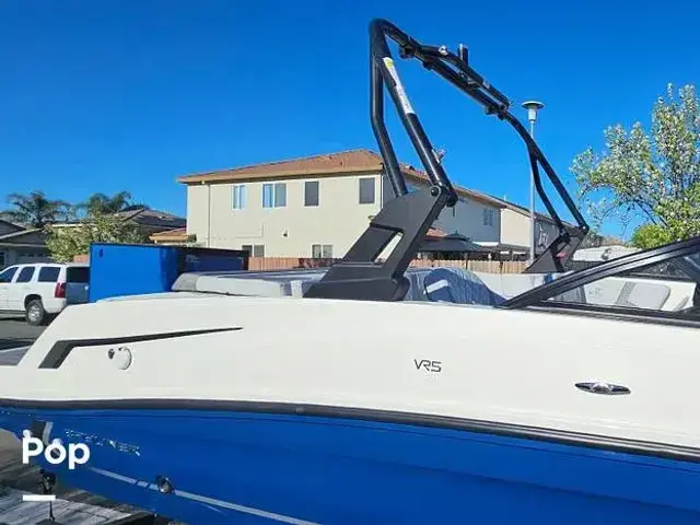 Bayliner Vr5