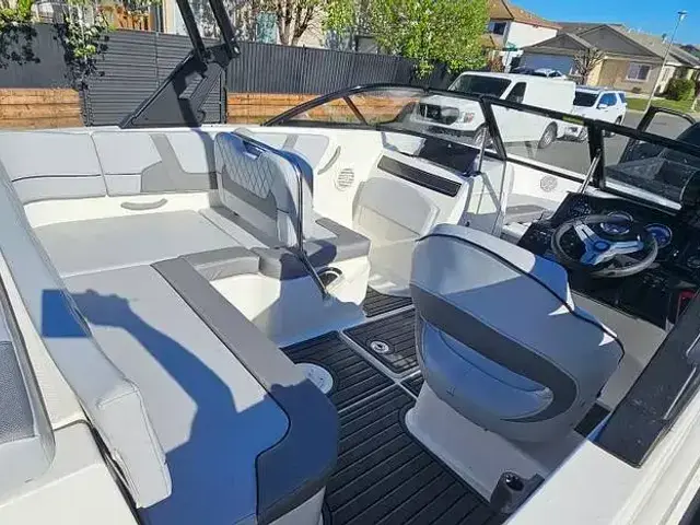 Bayliner Vr5