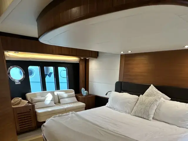 Absolute Navetta 58 Fly