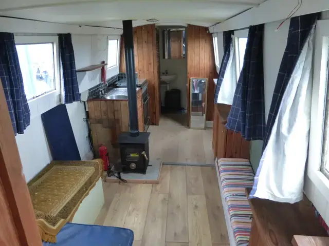 Springer 36' Narrowboat