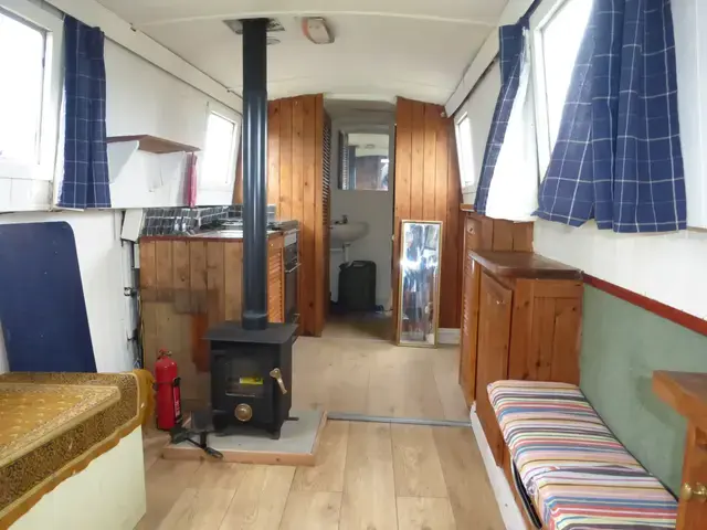 Springer 36' Narrowboat