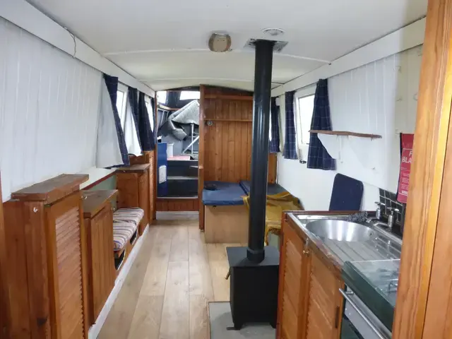 Springer 36' Narrowboat