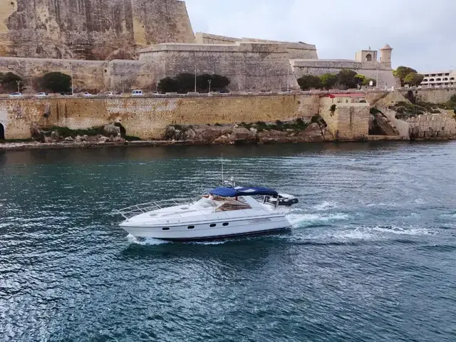 Fairline Targa 42