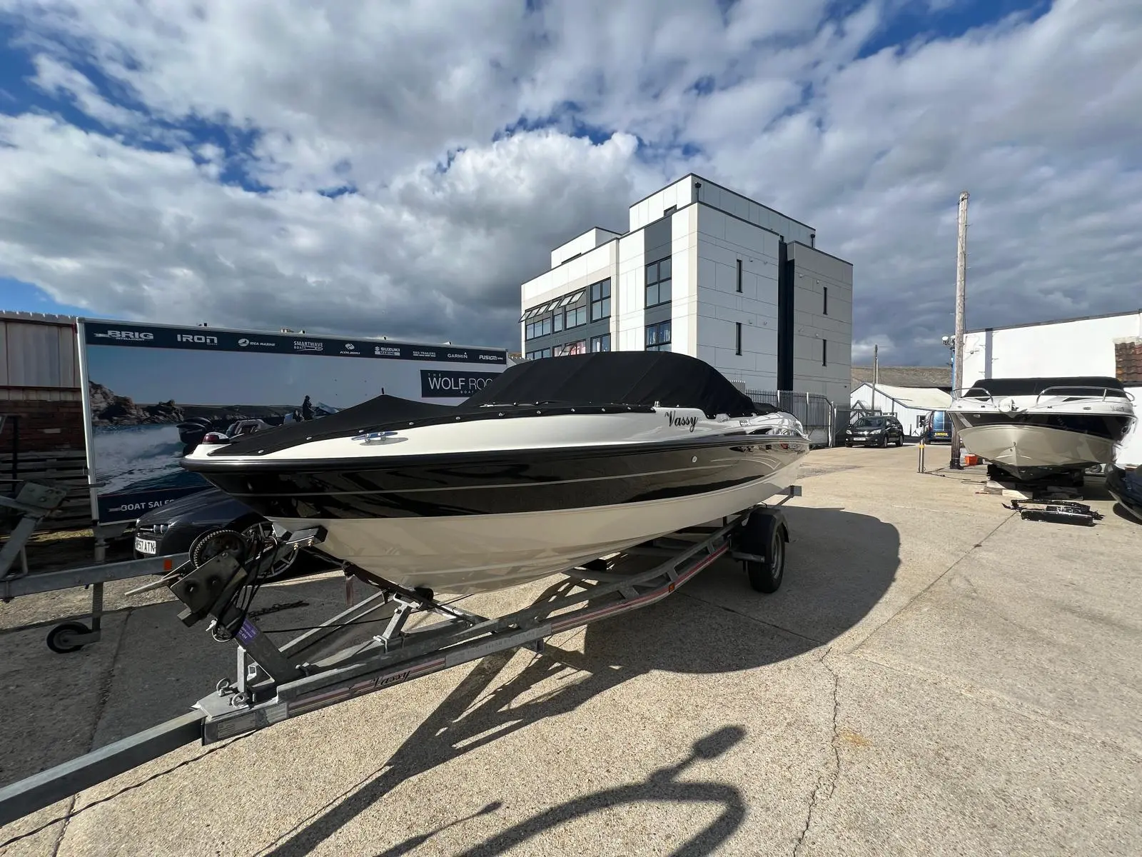 2011 Bayliner 185 br