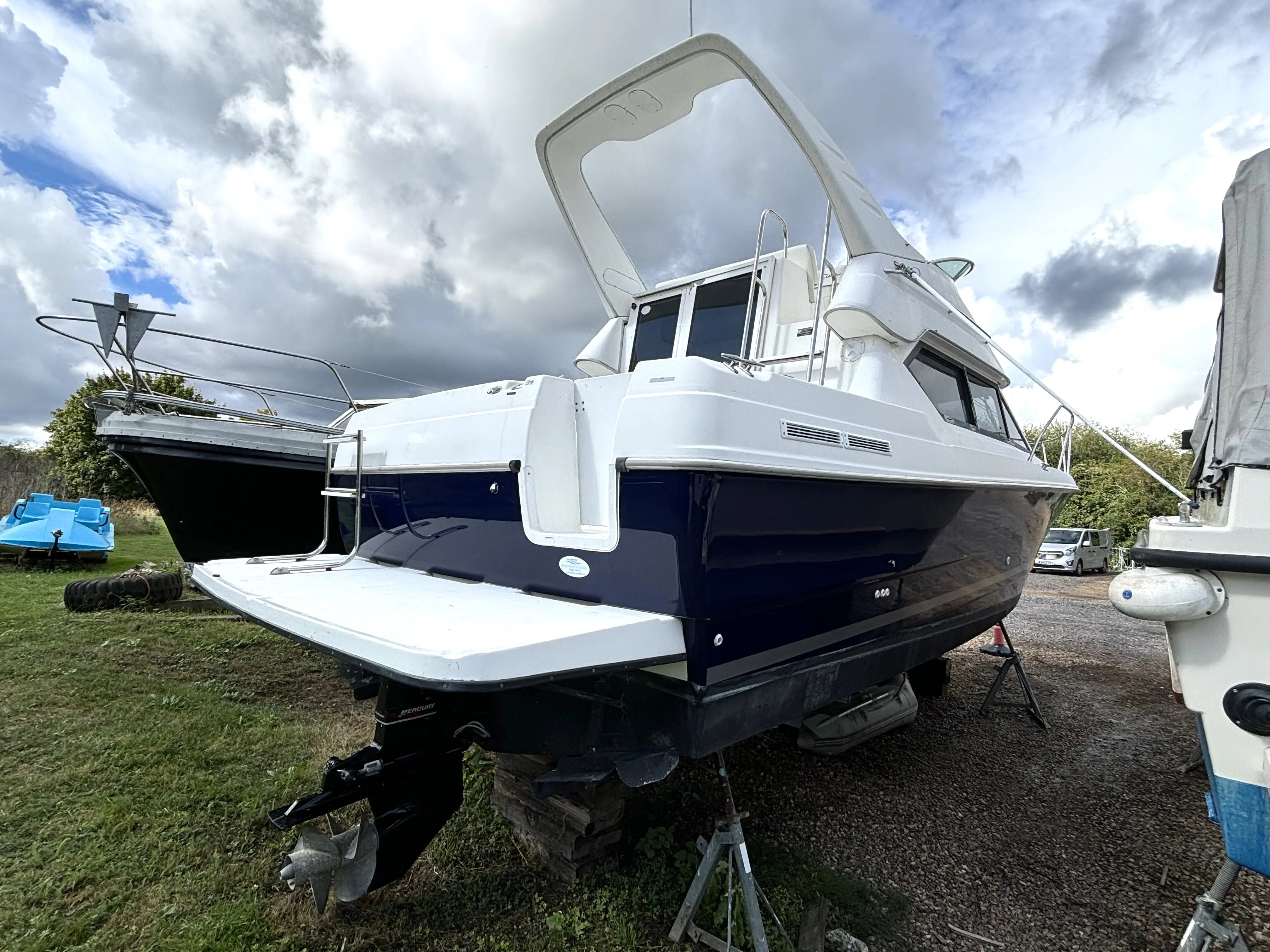 BAYLINER 2858 CIERA COMMAND BRIDGE 2001