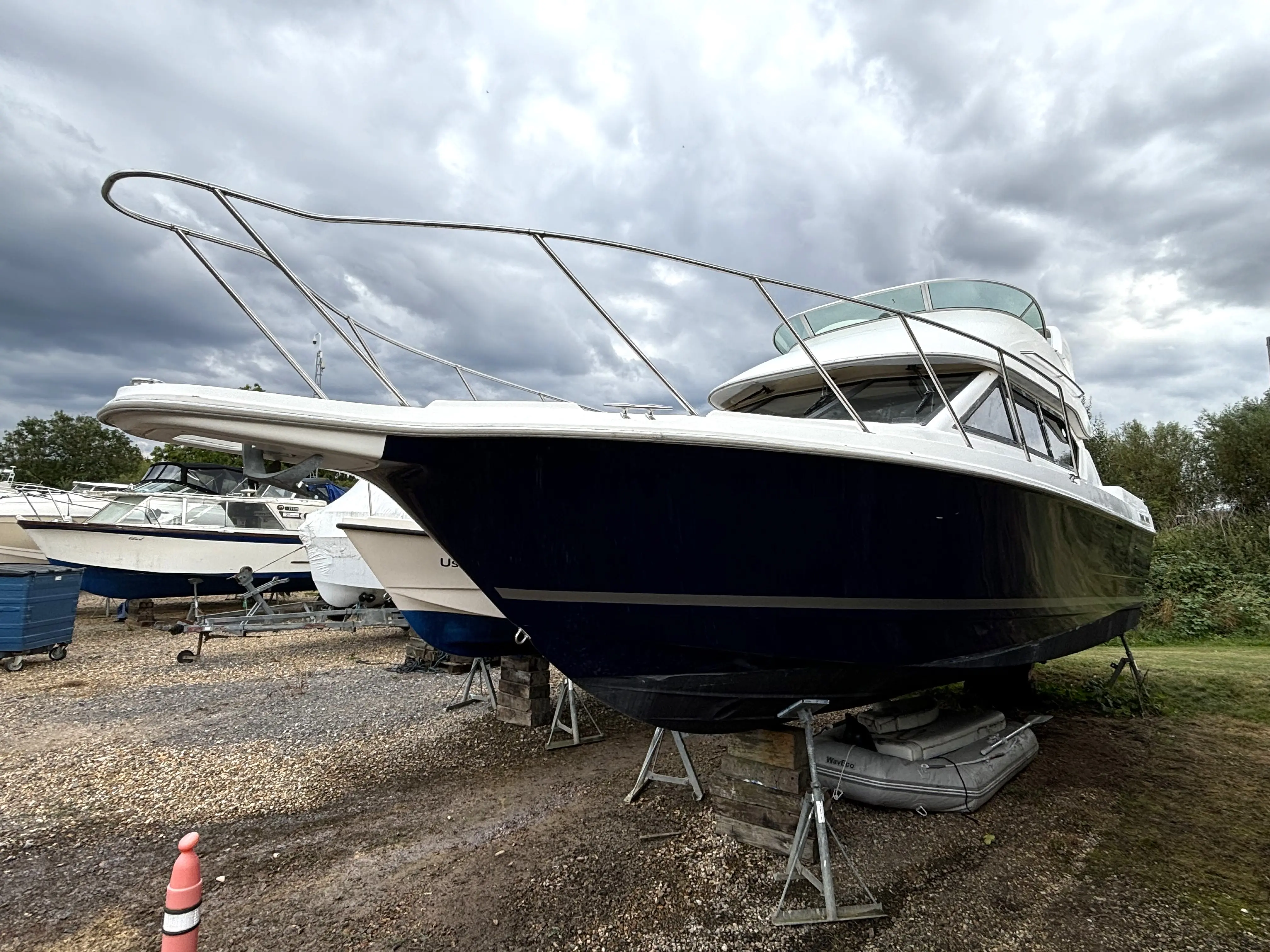 BAYLINER 2858 CIERA COMMAND BRIDGE 2001