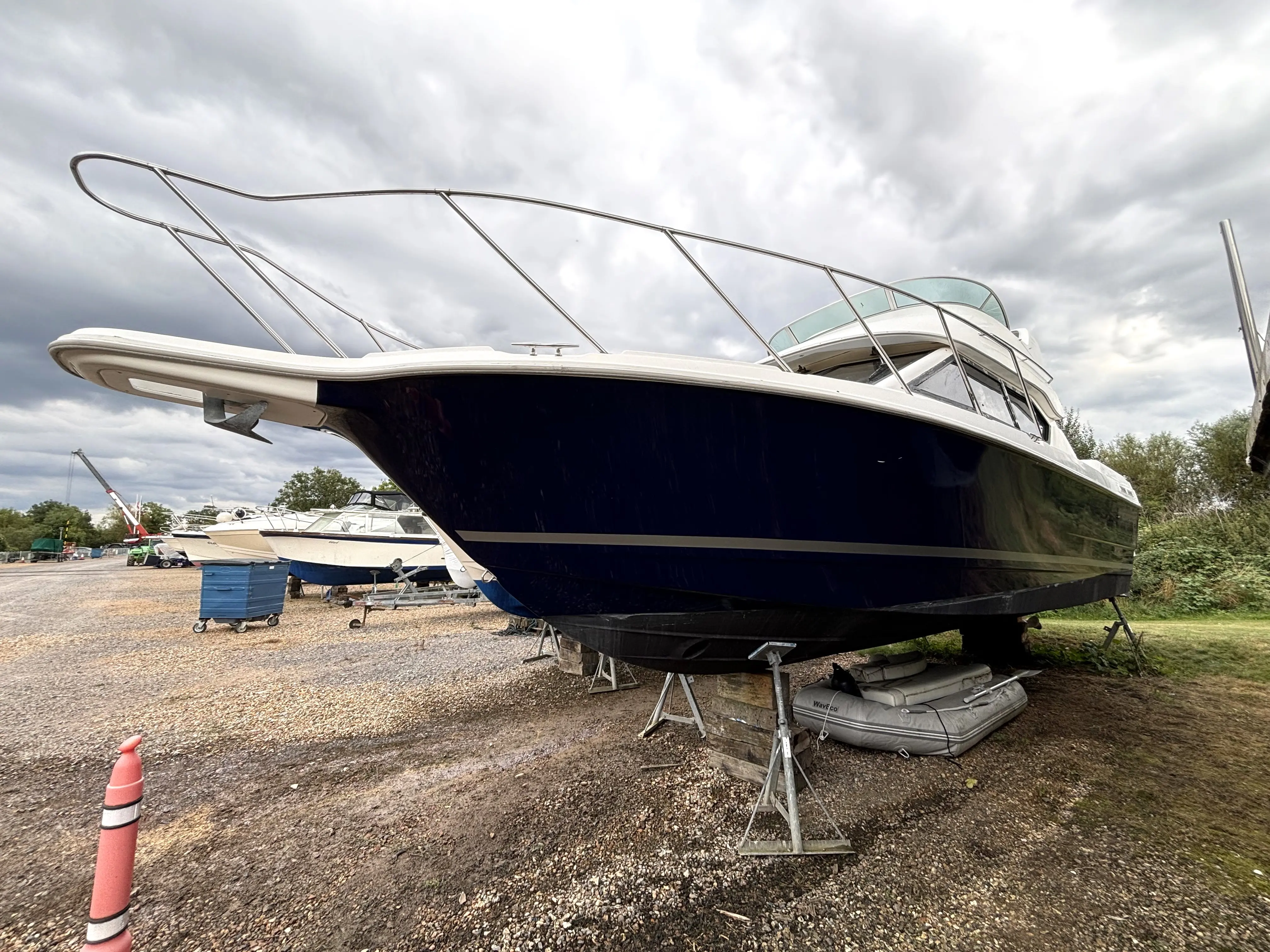 BAYLINER 2858 CIERA COMMAND BRIDGE 2001