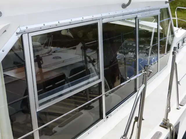 Broom Ocean 37