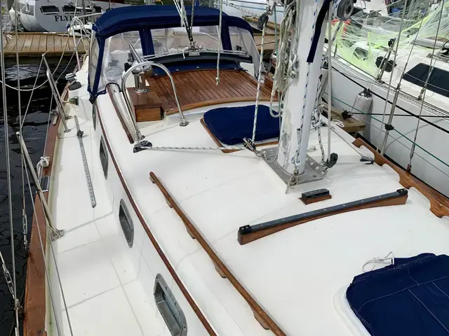 Seacraft Orion 27' Auxiliary Cutter