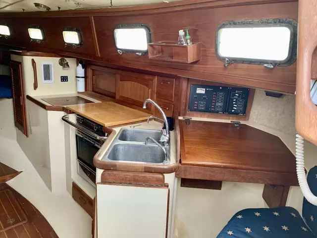 Seacraft Orion 27' Auxiliary Cutter