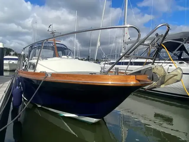 BRIDGEND BOAT COMPANY Swordsman 40